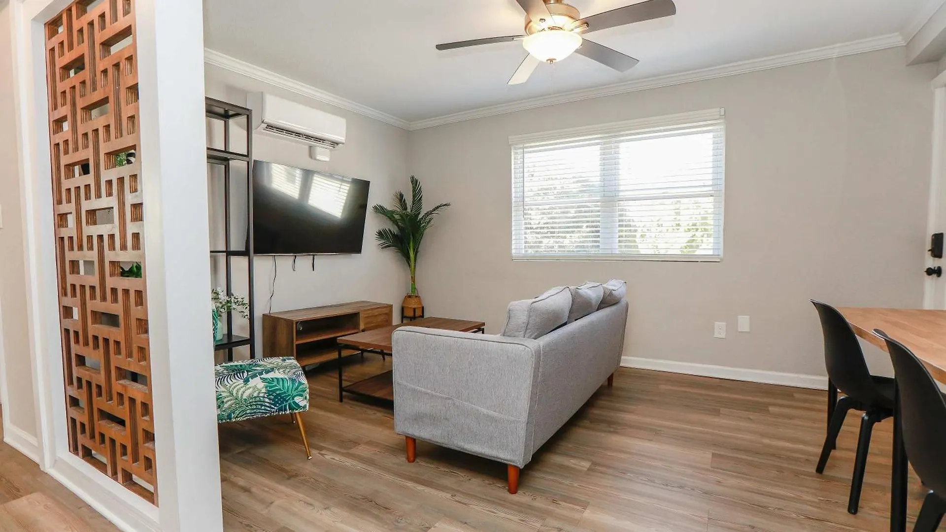 Apartment 1866 Eov Wave Suite North Camellia Acres